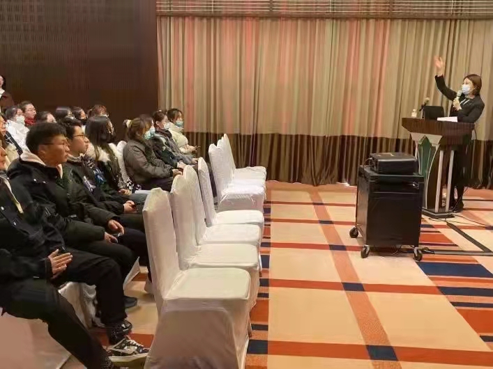 凯宾斯基酒店参观学习活动.jpg 凯宾斯基酒店参观学习活动.jpg